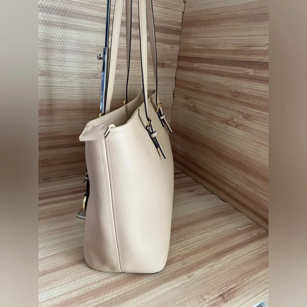 MICHAEL KORS JET SET TRAVEL MULTIFUNCTION LEATHER SHOULDER TOTE BAG CAMEL - Picture 7 of 13